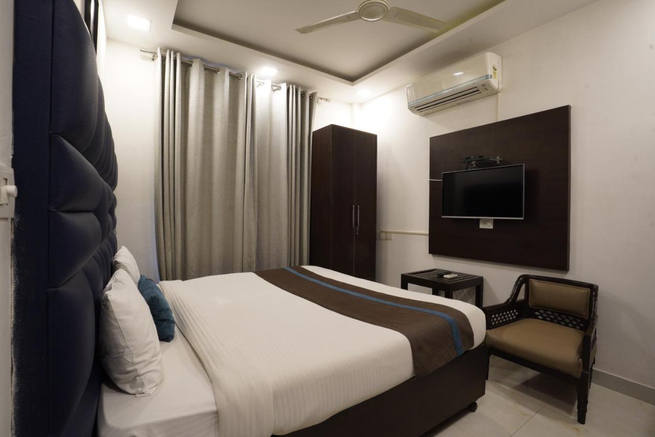 Park Studio Dlf Phase 2, Cyber City, Gurgaon Dış mekan fotoğraf