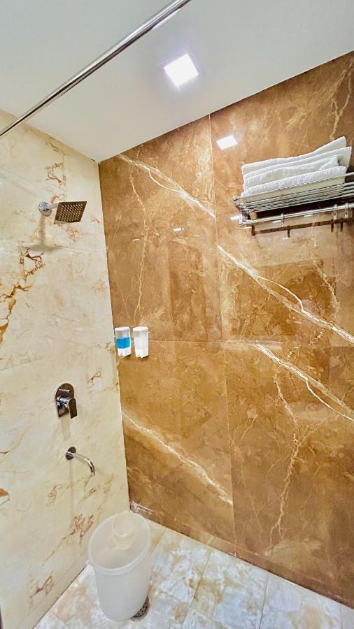 Park Studio Dlf Phase 2, Cyber City, Gurgaon Dış mekan fotoğraf