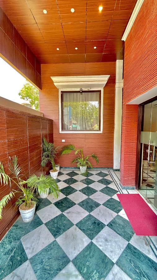 Park Studio Dlf Phase 2, Cyber City, Gurgaon Dış mekan fotoğraf